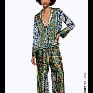 Zara Printed Two Piece Pant Set Sz M